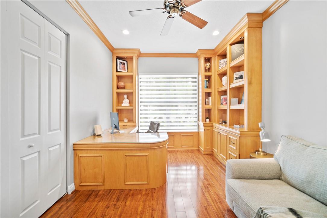 PARKLAND ISLES - Residential