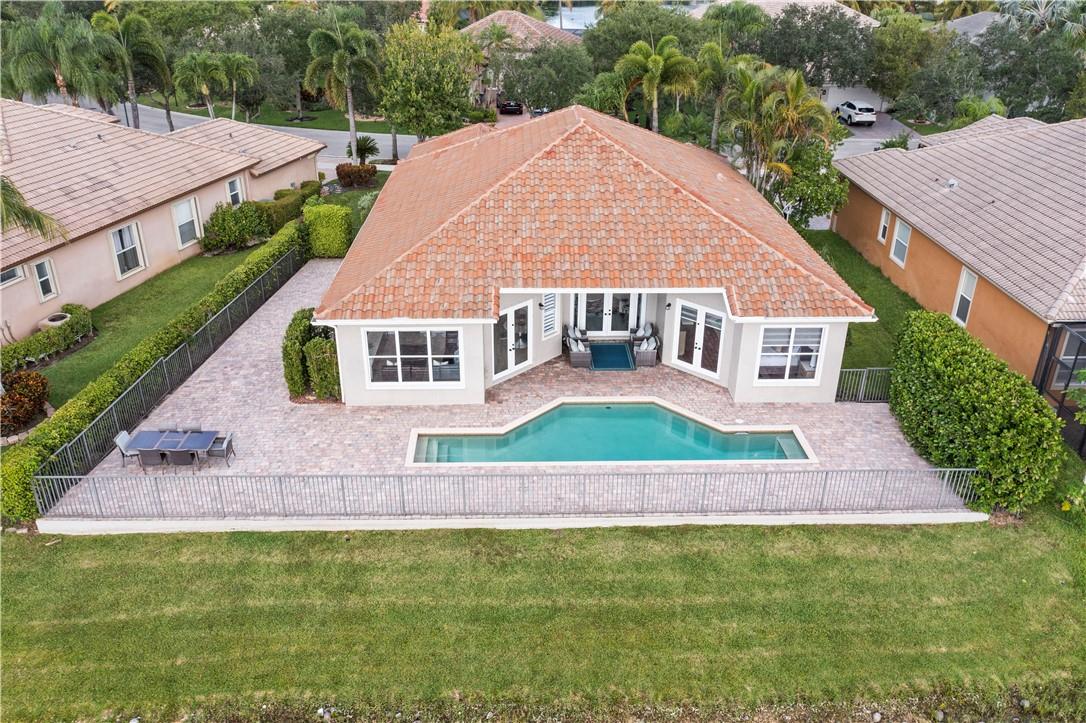 PARKLAND ISLES - Residential