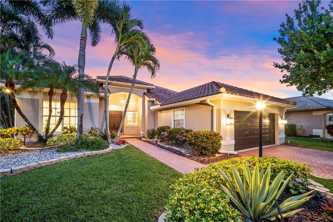 PARKLAND ISLES - Residential