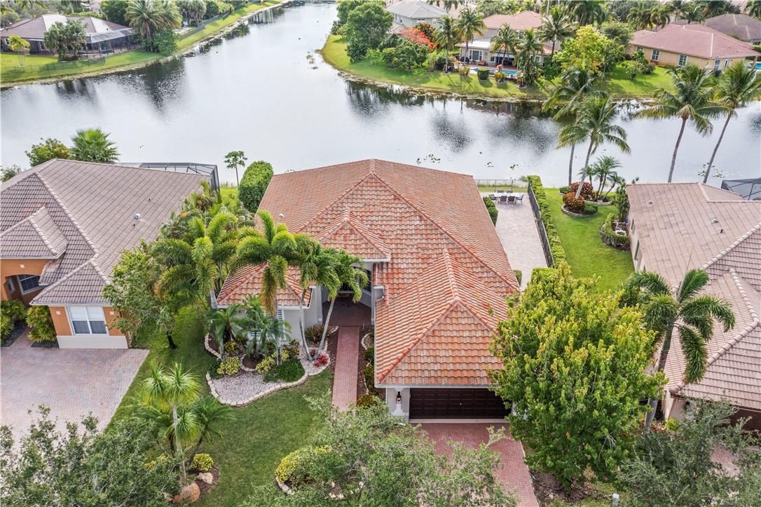 PARKLAND ISLES - Residential