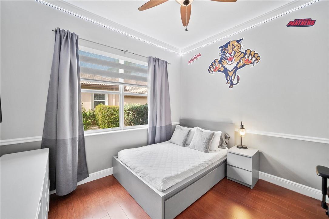 PARKLAND ISLES - Residential