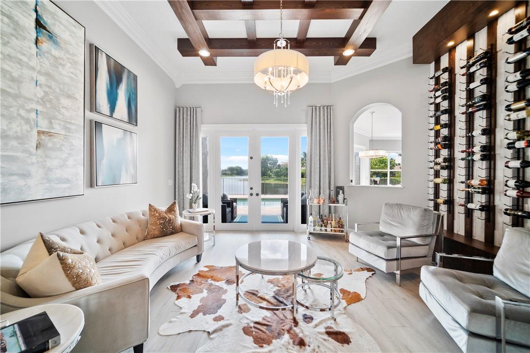 PARKLAND ISLES - Residential