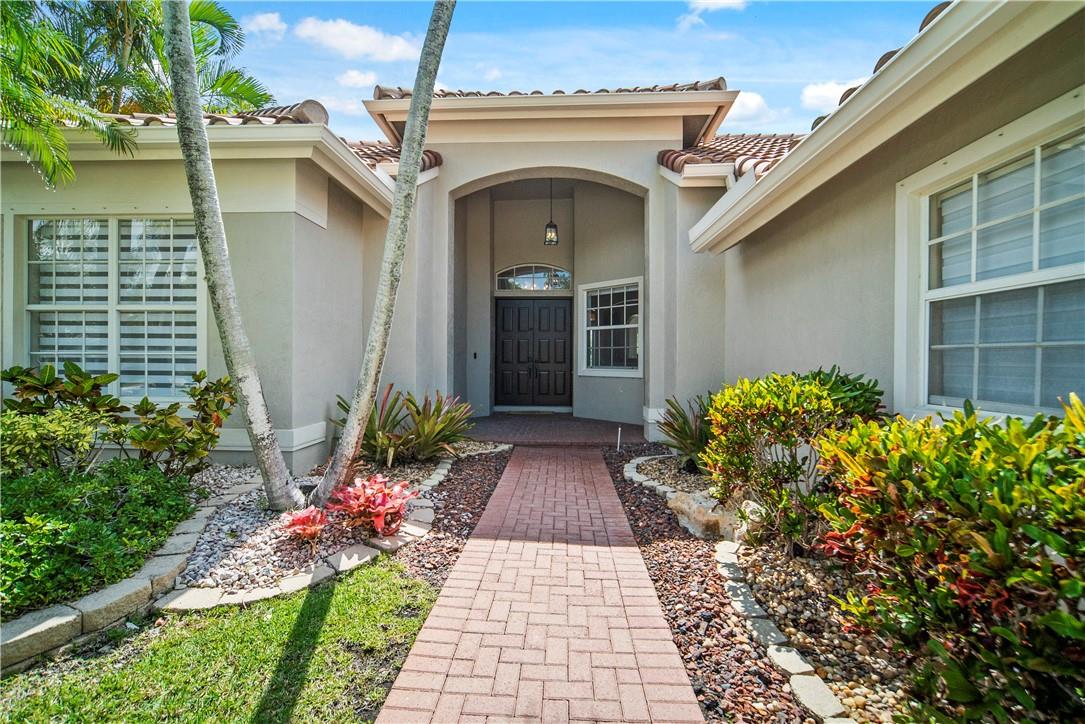PARKLAND ISLES - Residential