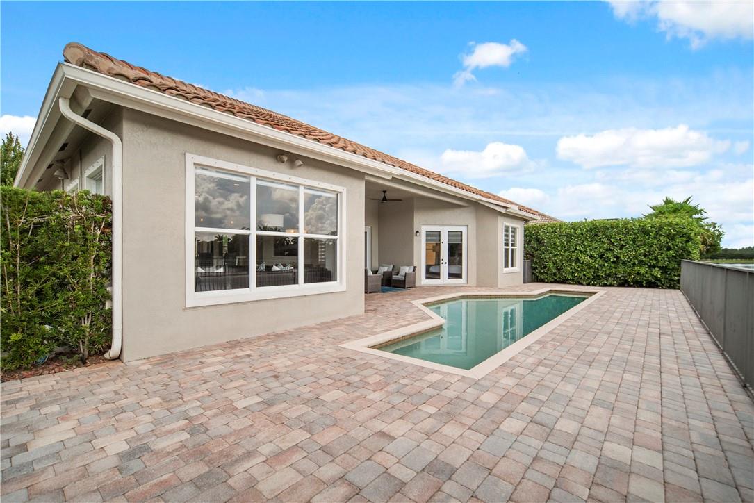 PARKLAND ISLES - Residential