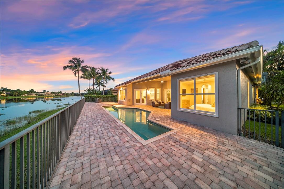 PARKLAND ISLES - Residential
