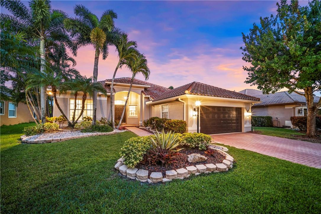 PARKLAND ISLES - Residential