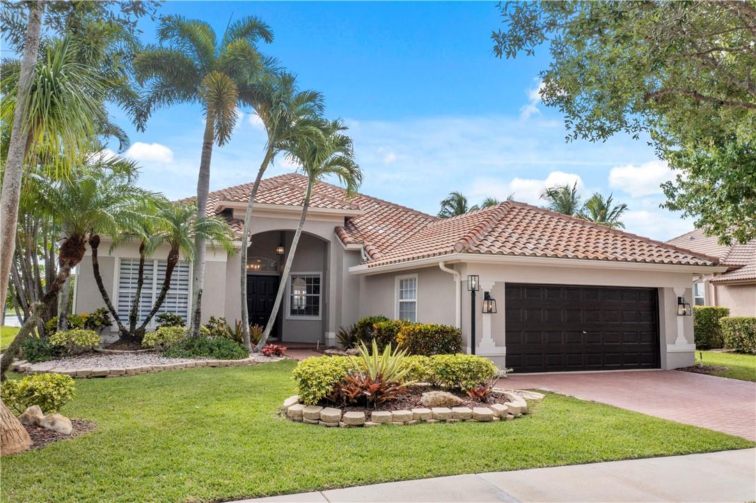 PARKLAND ISLES - Residential