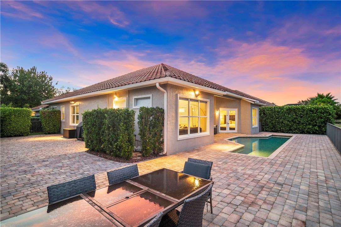 PARKLAND ISLES - Residential