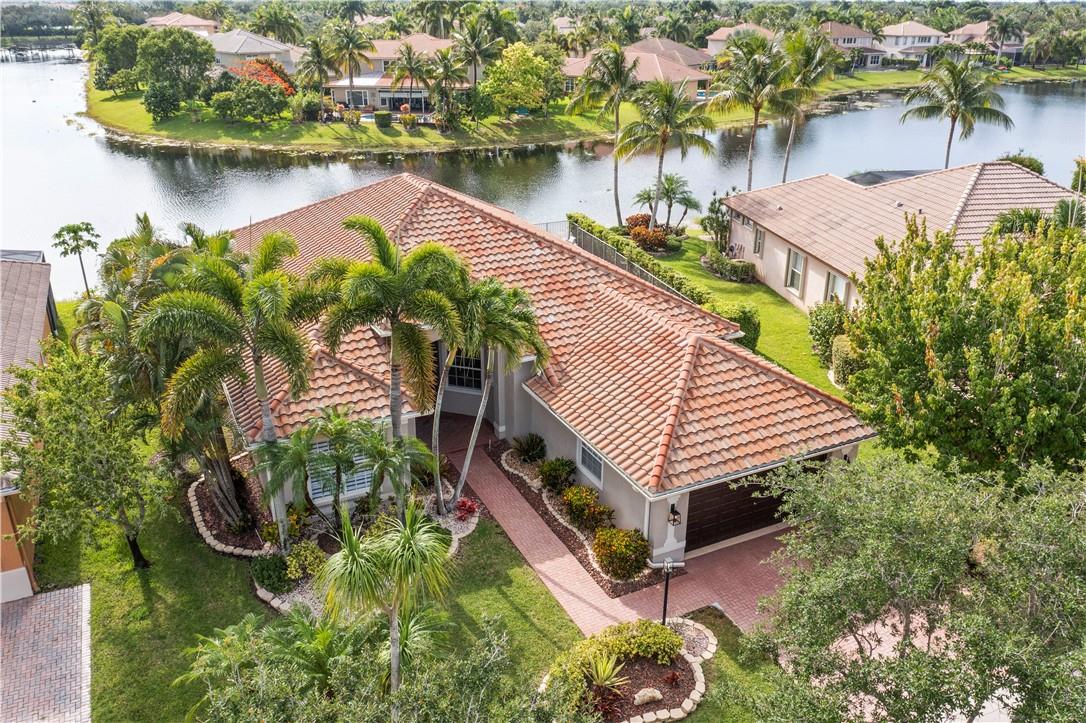 PARKLAND ISLES - Residential