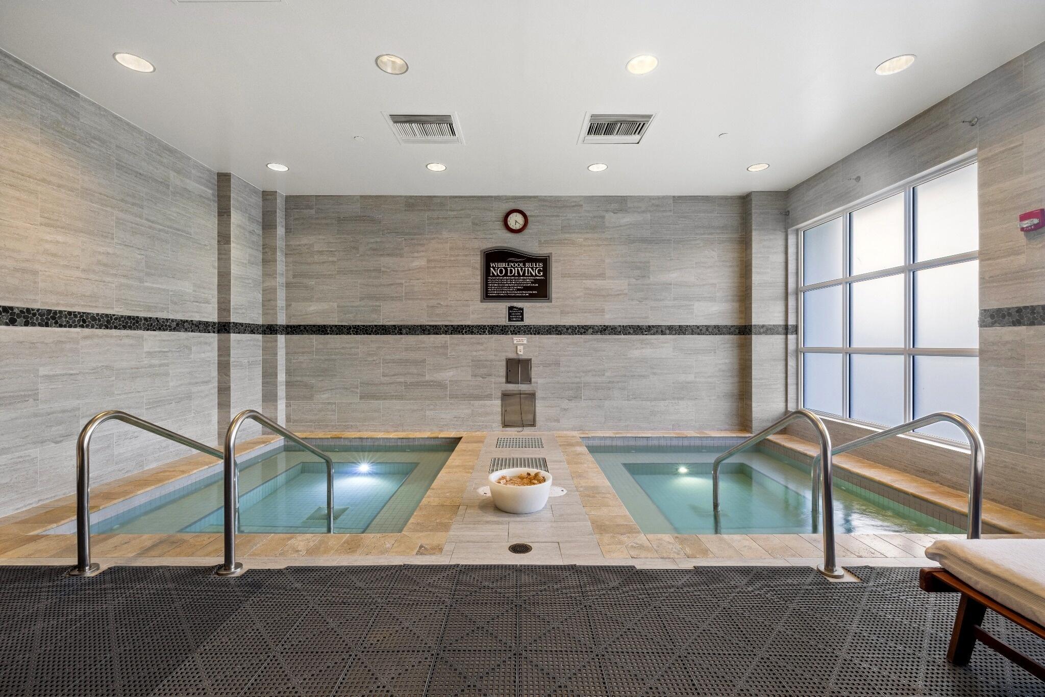 WINDSOR PARKE / POLO CLUB - Residential