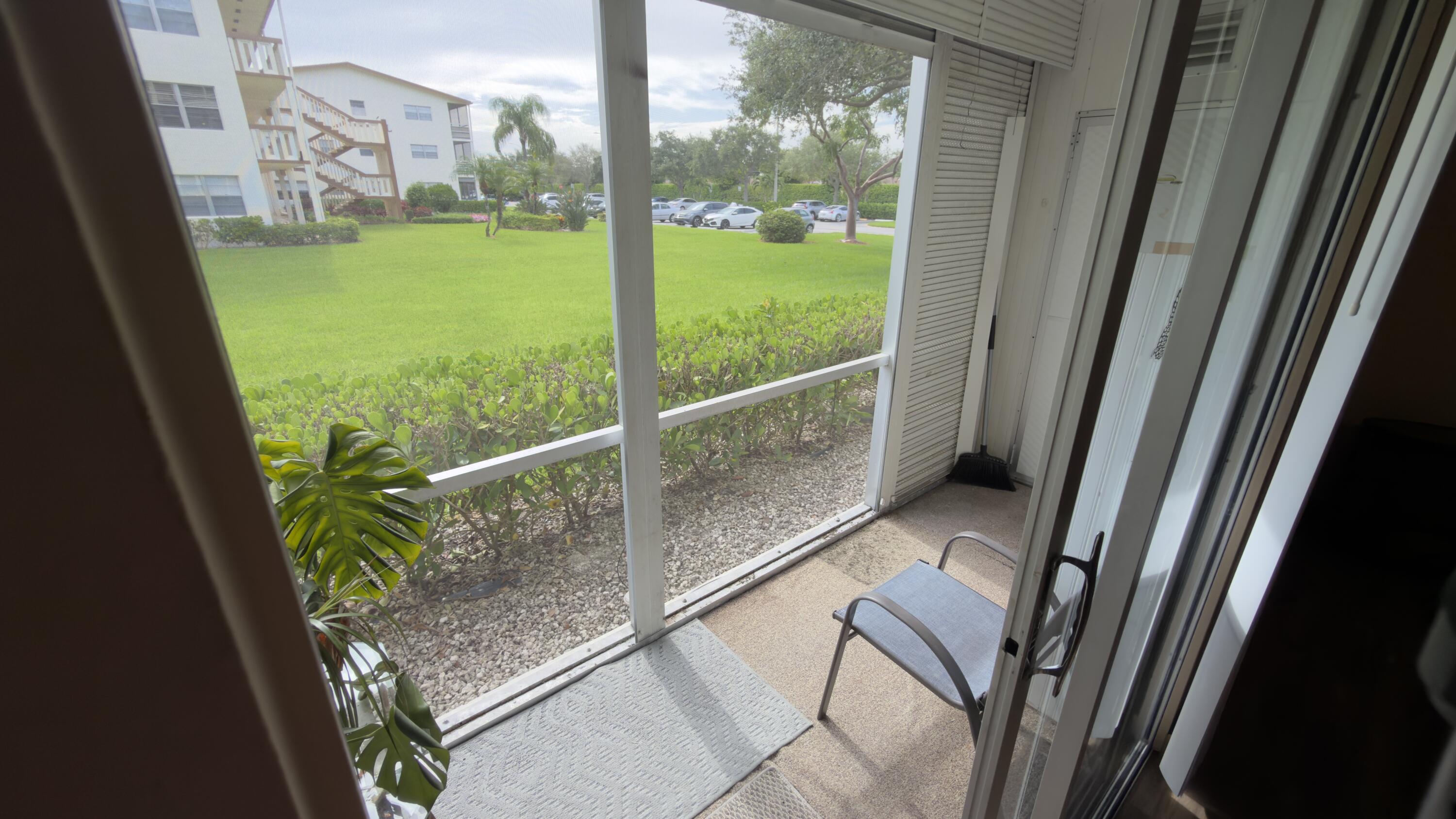 MANSFIELD AT CENTURY VILLAGE CONDO - Residential Lease