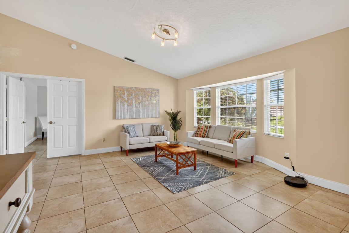 PORT ST LUCIE SECTION 35 - Residential