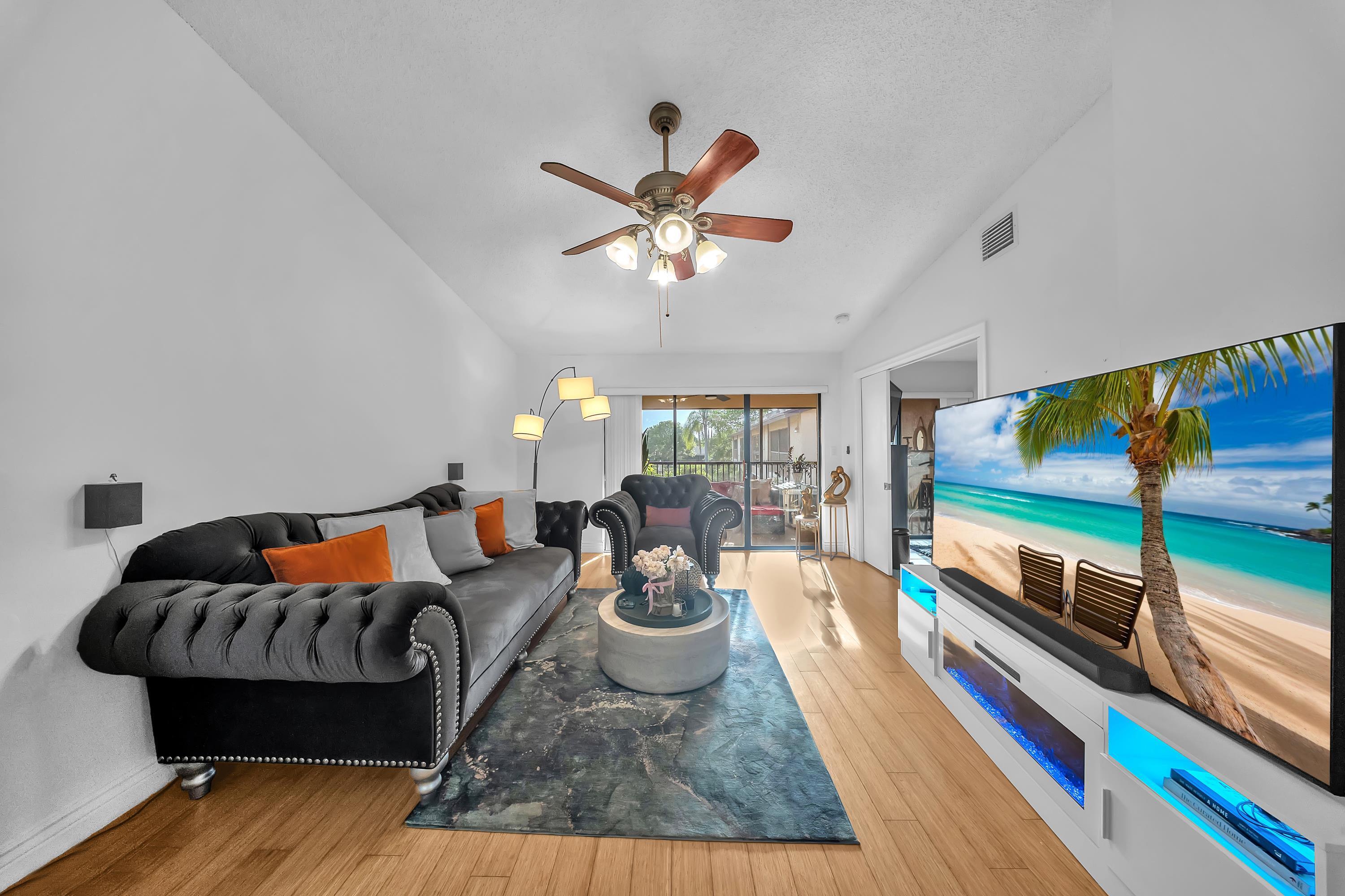 WOODLAKE ISLES NORTH CONDO - Residential
