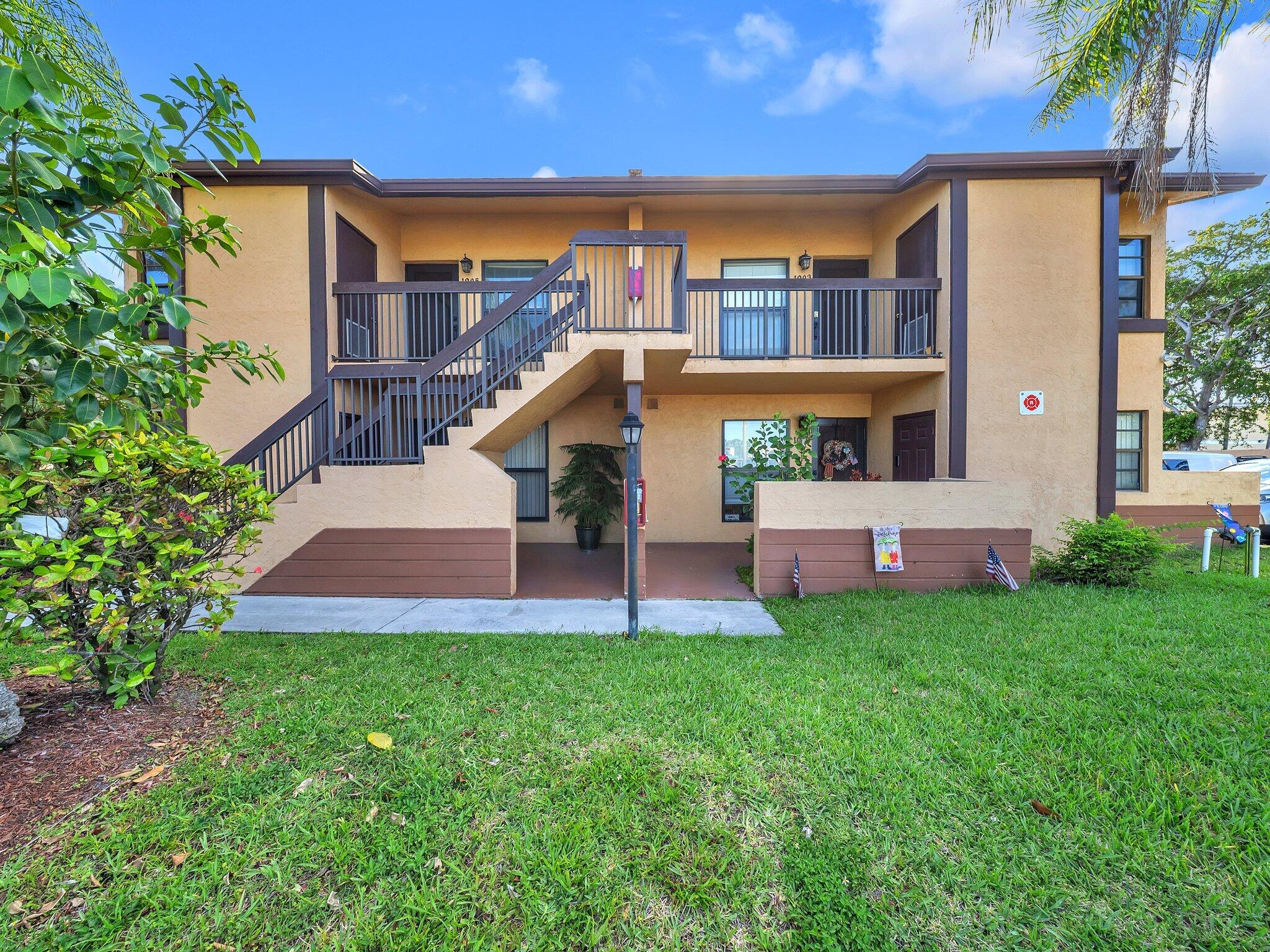 WOODLAKE ISLES NORTH CONDO - Residential