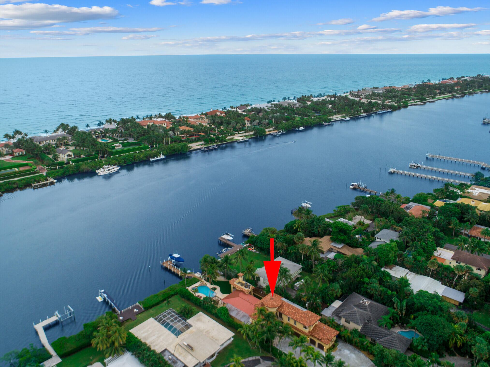 HYPOLUXO ISLAND ADD           N 15 FT OF LT 70 & L - Residential