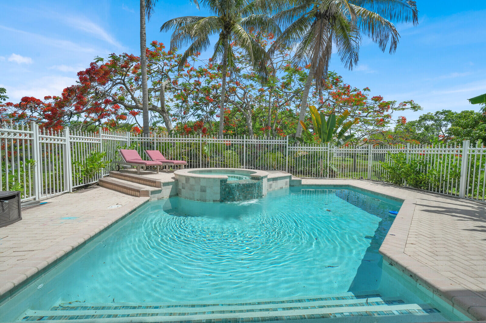 Heron Bay Three 159-41 B - Residential