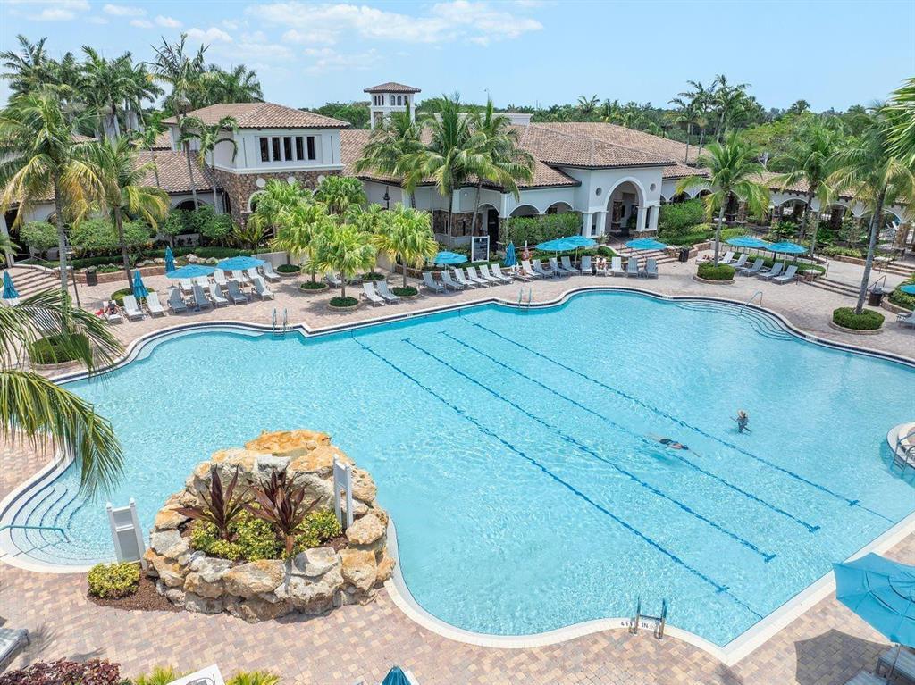 Heron Bay Three 159-41 B - Residential