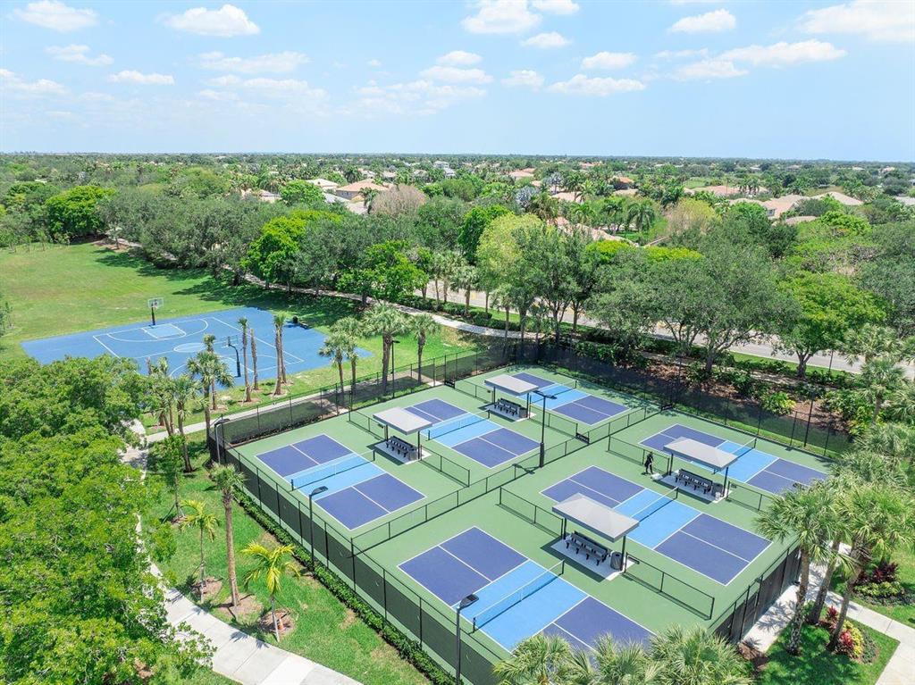 Heron Bay Three 159-41 B - Residential
