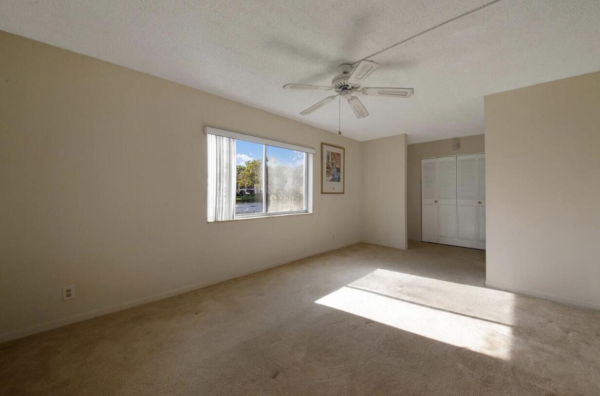LA PINATA CONDO - Residential