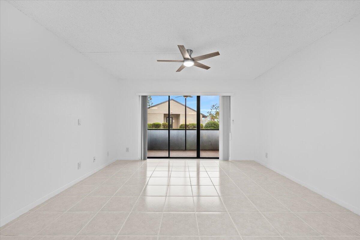PINE RIDGE NORTH VILLAGE III CONDO - Residential