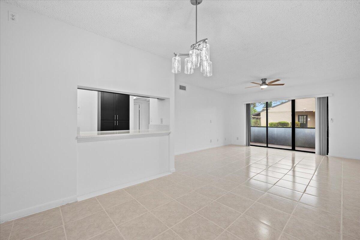 PINE RIDGE NORTH VILLAGE III CONDO - Residential