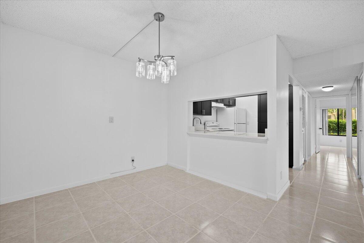 PINE RIDGE NORTH VILLAGE III CONDO - Residential