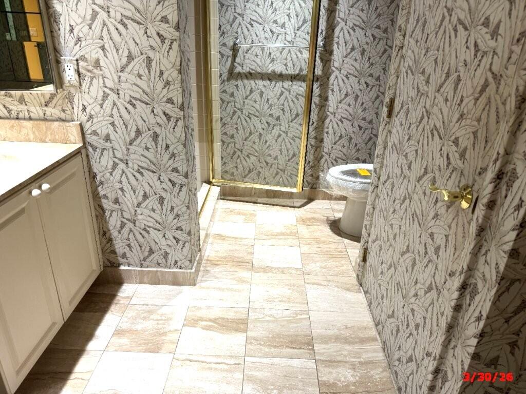WINDSOR AT HUNTERS CONDO - Residential