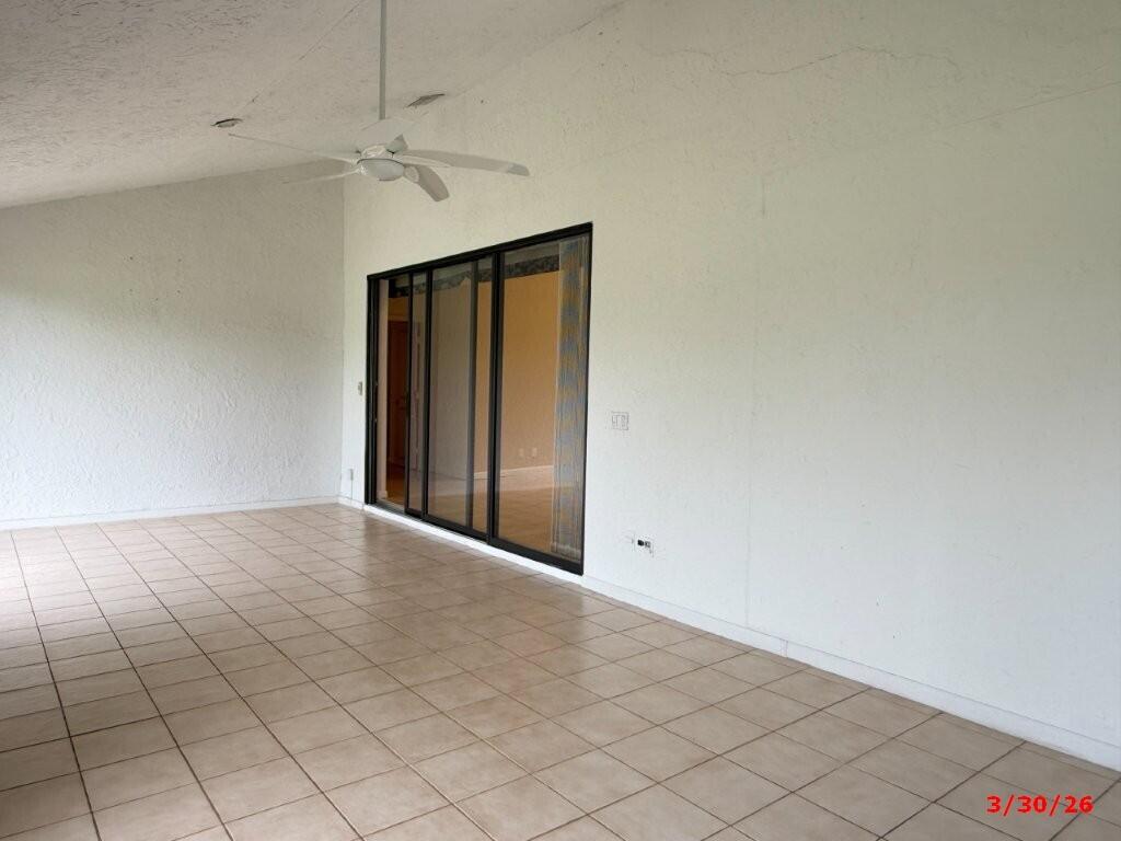 WINDSOR AT HUNTERS CONDO - Residential