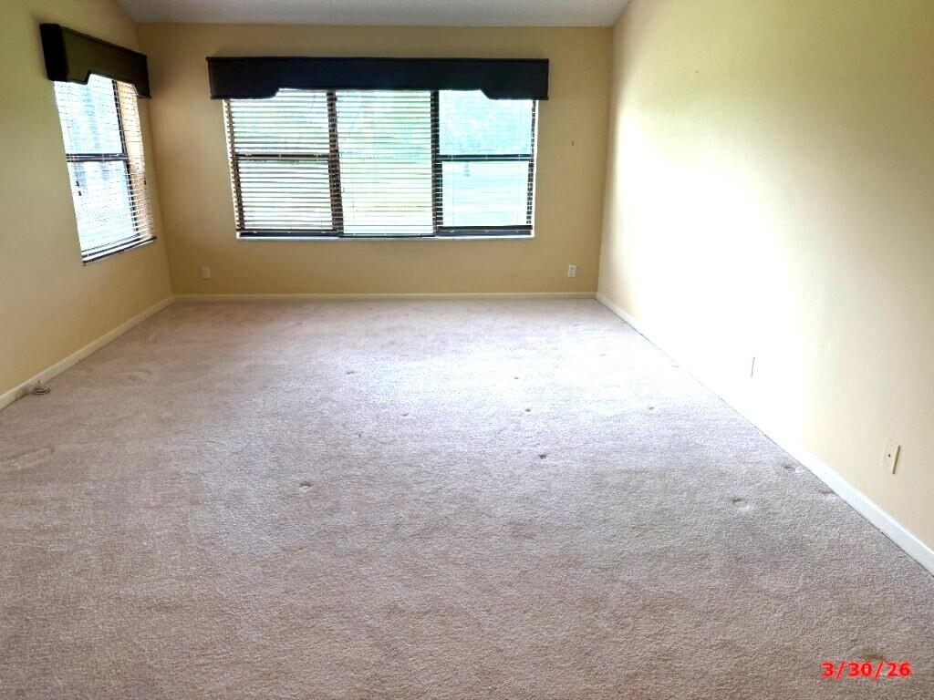 WINDSOR AT HUNTERS CONDO - Residential