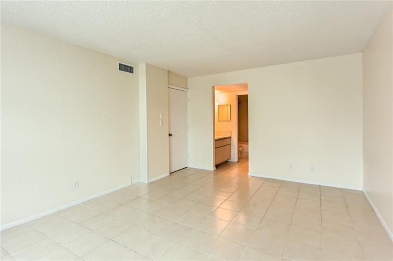 OCEAN COLONY - Residential