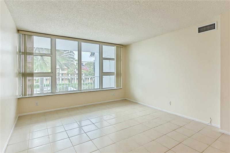 OCEAN COLONY - Residential