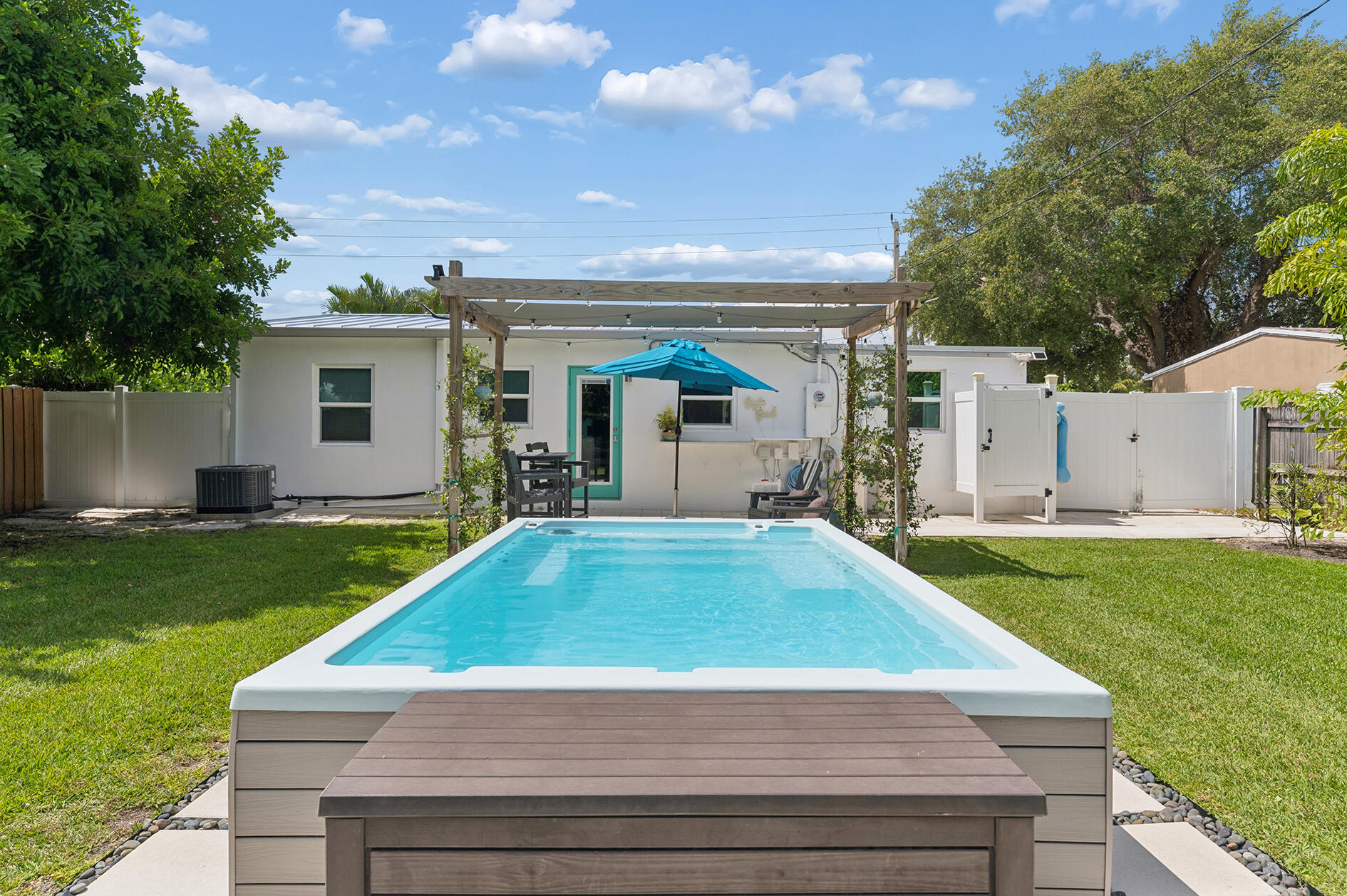 BOWERS PARK - Residential Lease