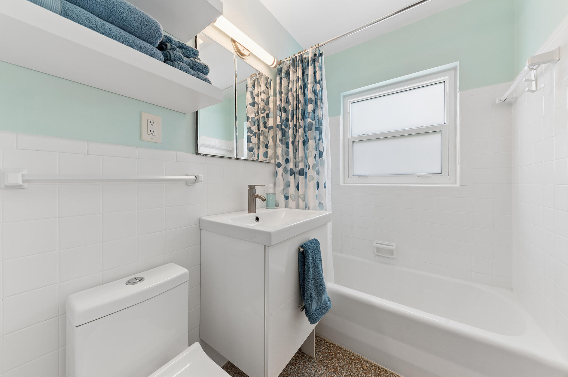 BOWERS PARK - Residential Lease