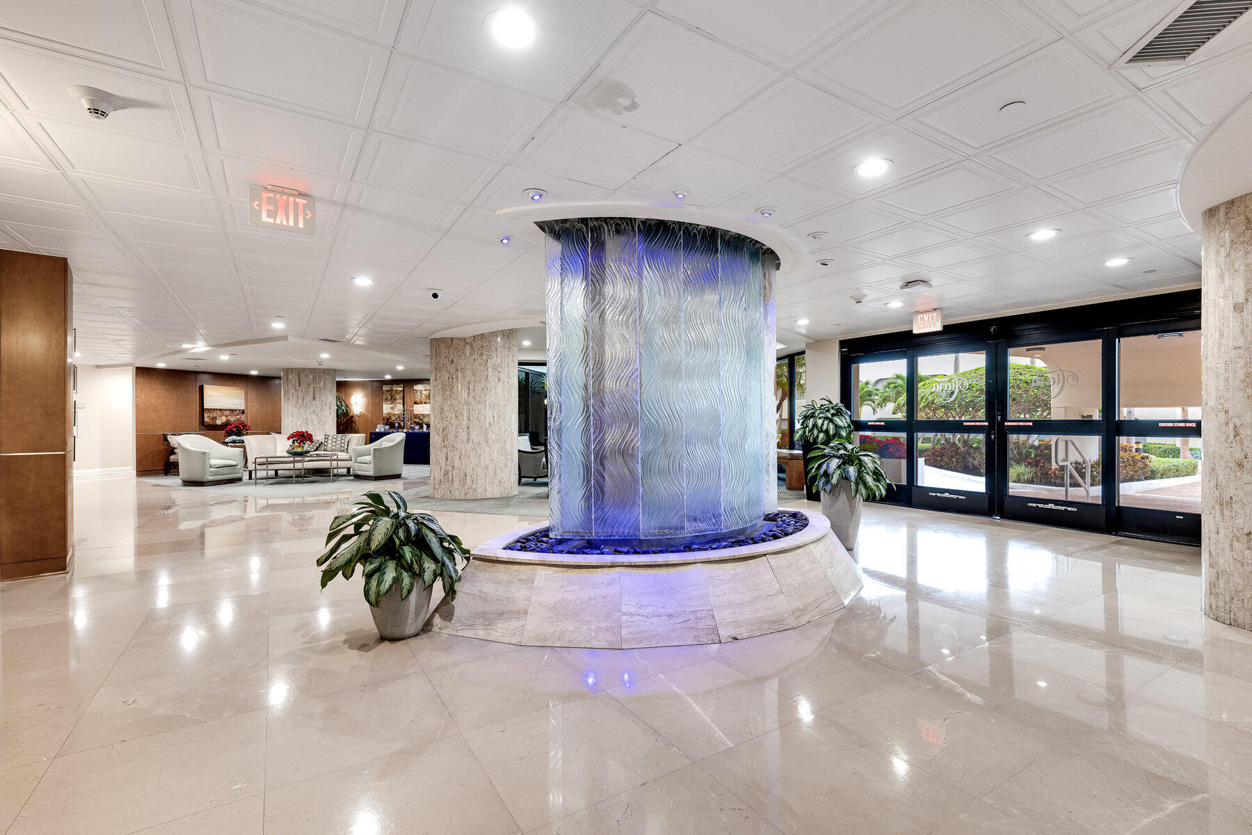 TIARA CONDO - Residential