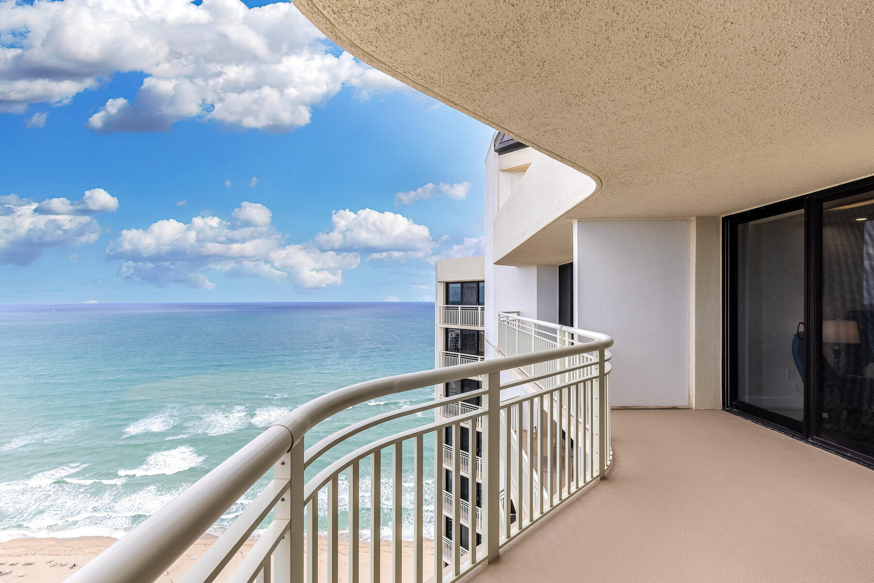 TIARA CONDO - Residential