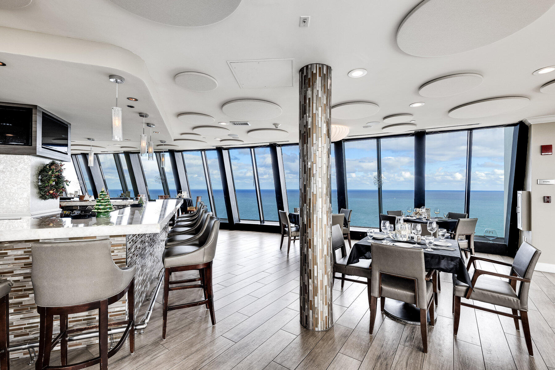 TIARA CONDO - Residential