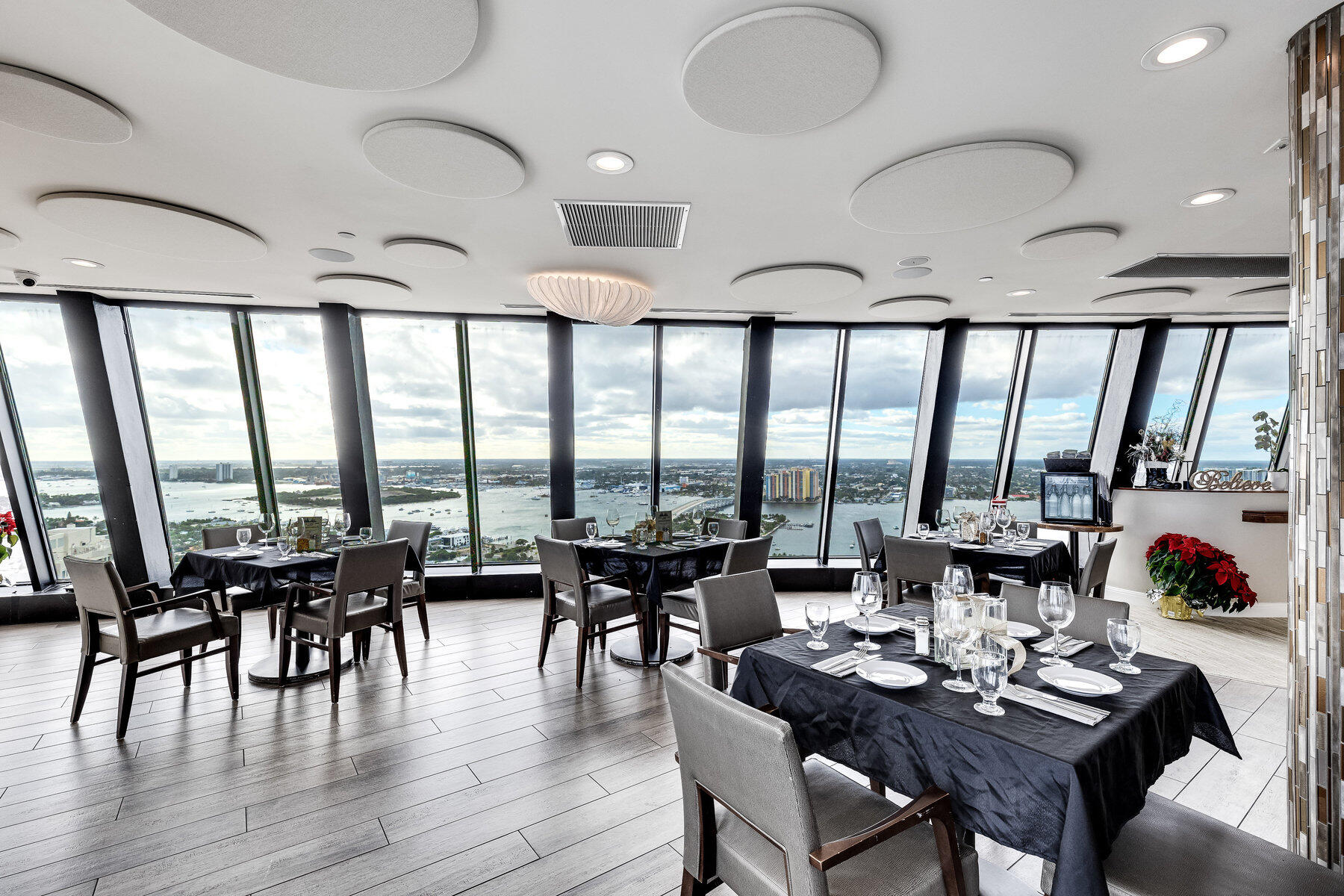 TIARA CONDO - Residential