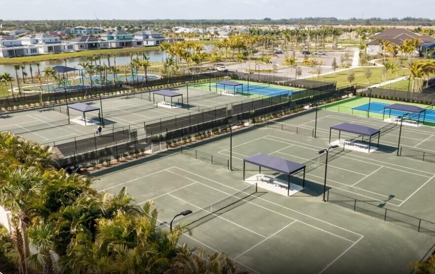 AVONDALE AT AVENIR - Residential