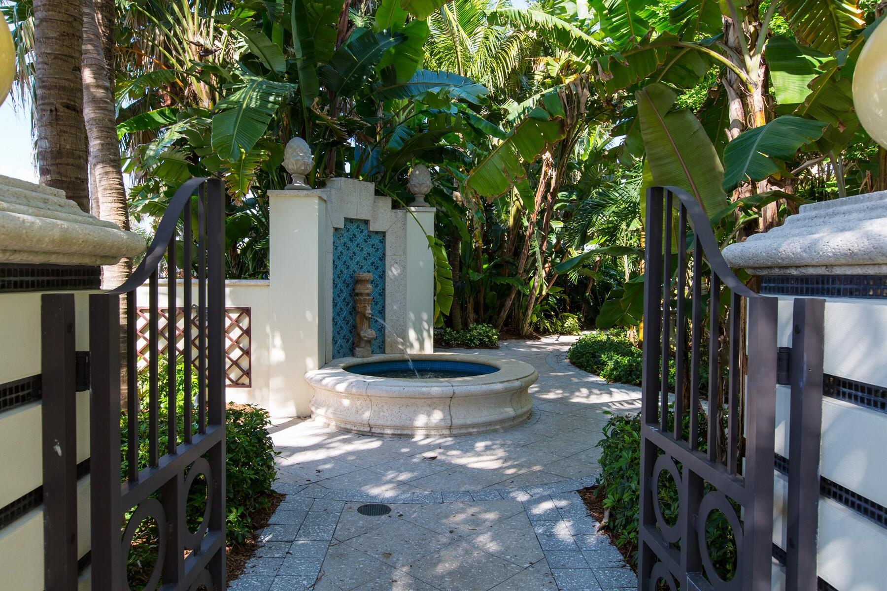 VERO BEACH HOTEL AND CLUB A CONDO - Residential