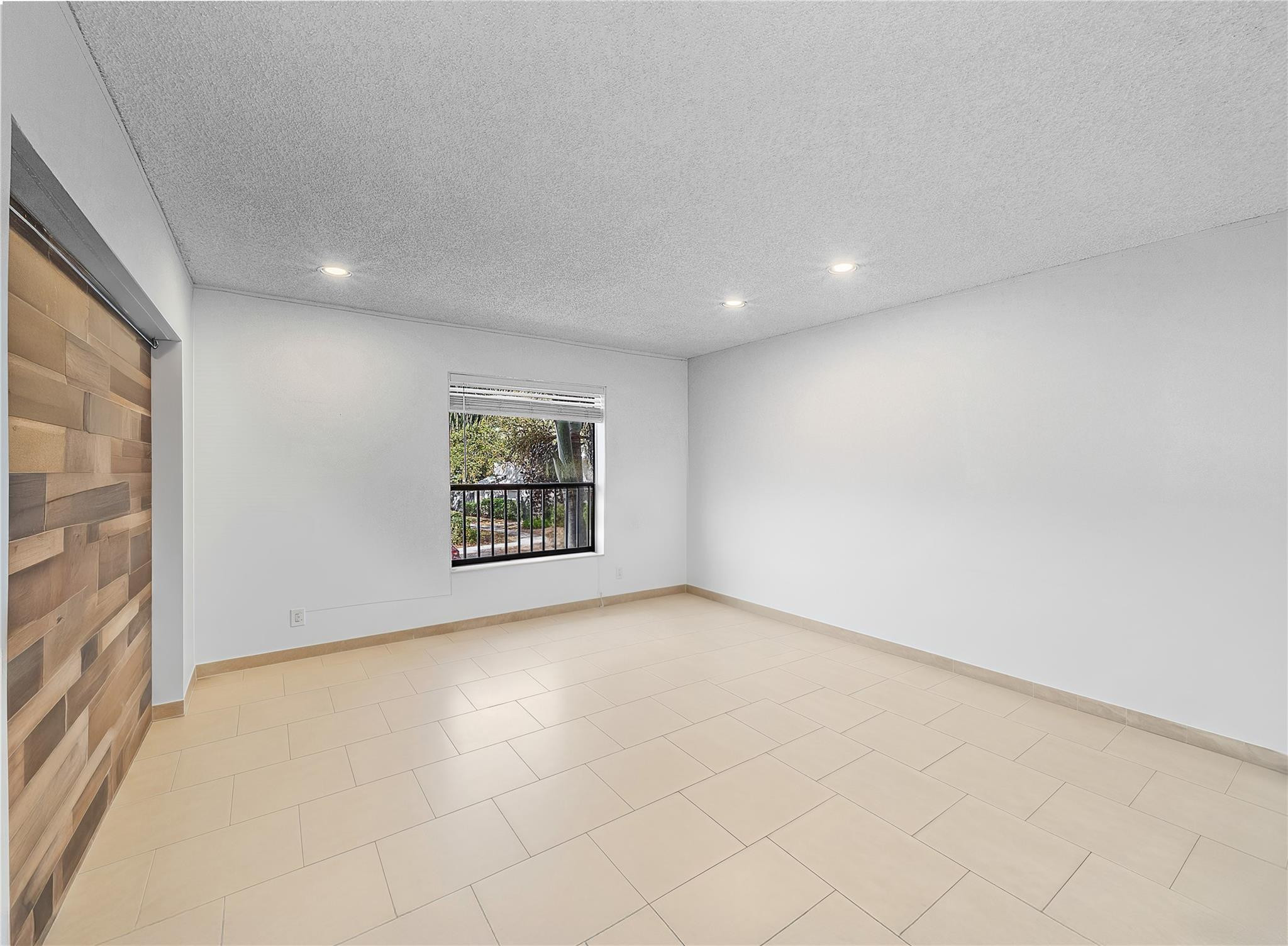 KARANDA VILLAGE 1- C COND - Residential