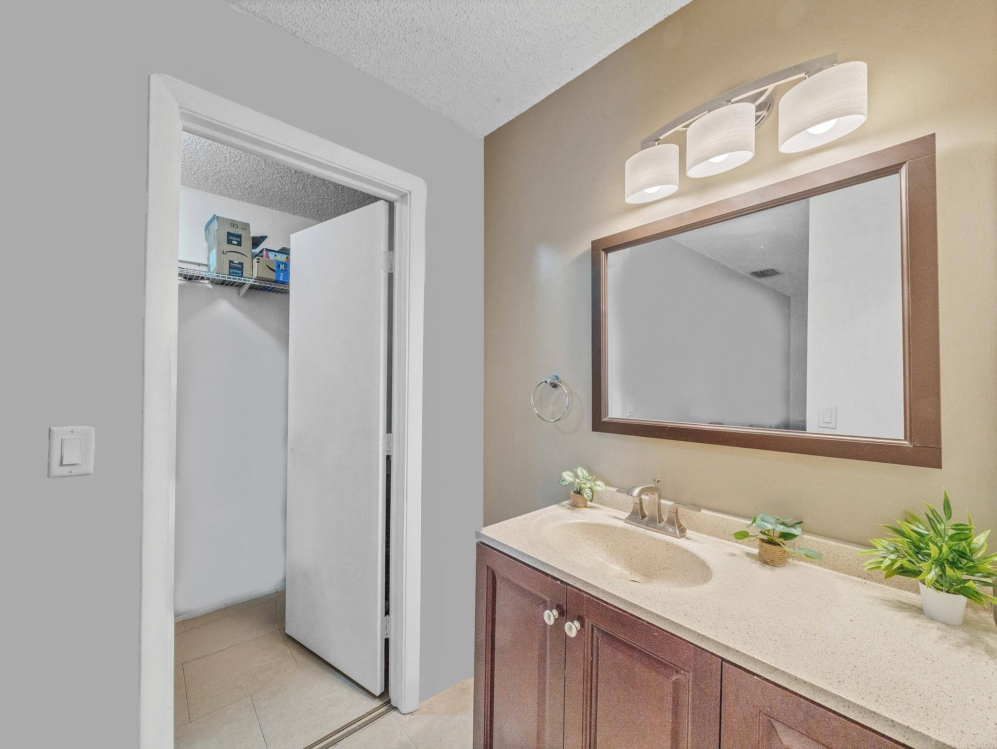 KARANDA VILLAGE 1- C COND - Residential