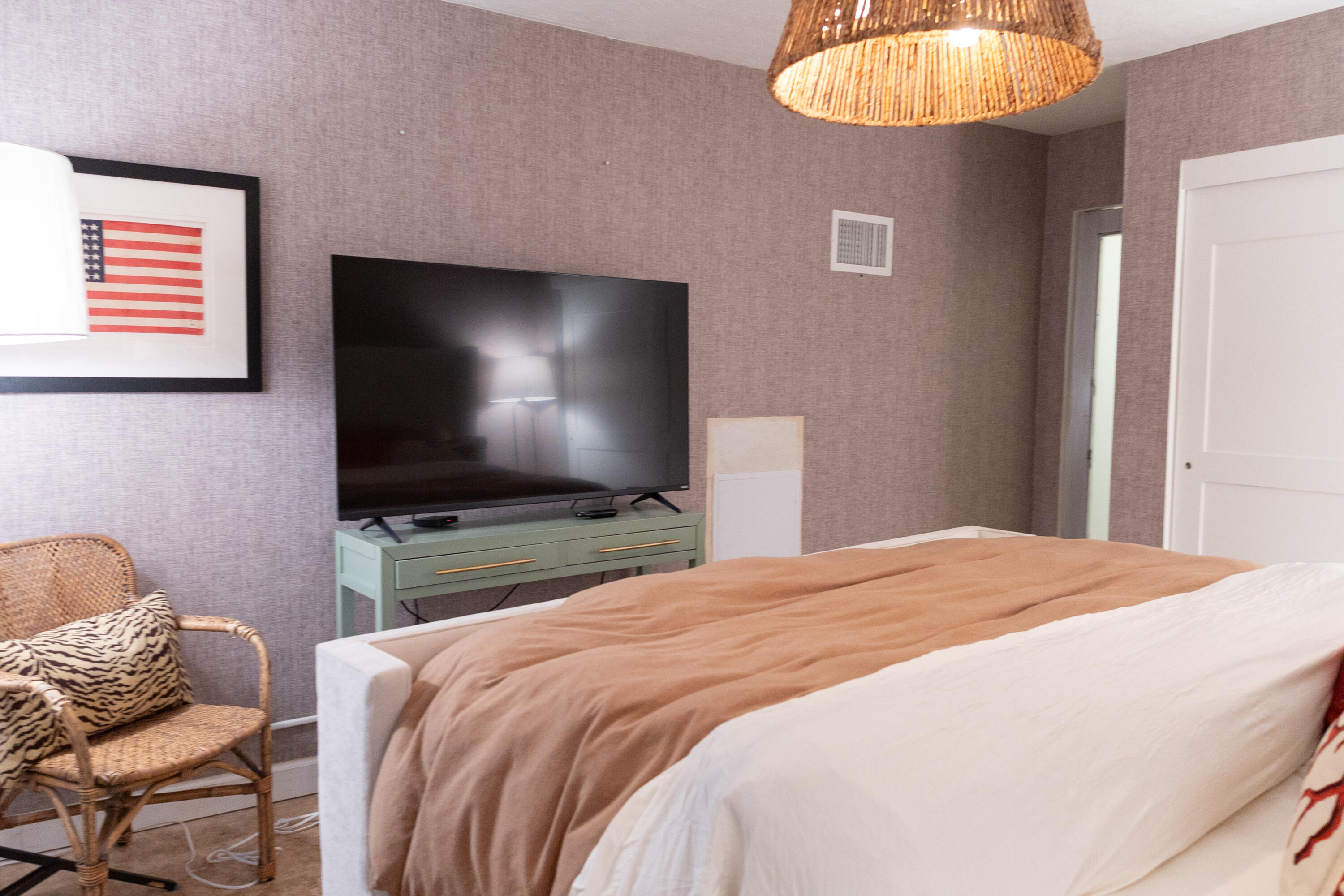 MAYFAIR HOUSE CONDO - Residential