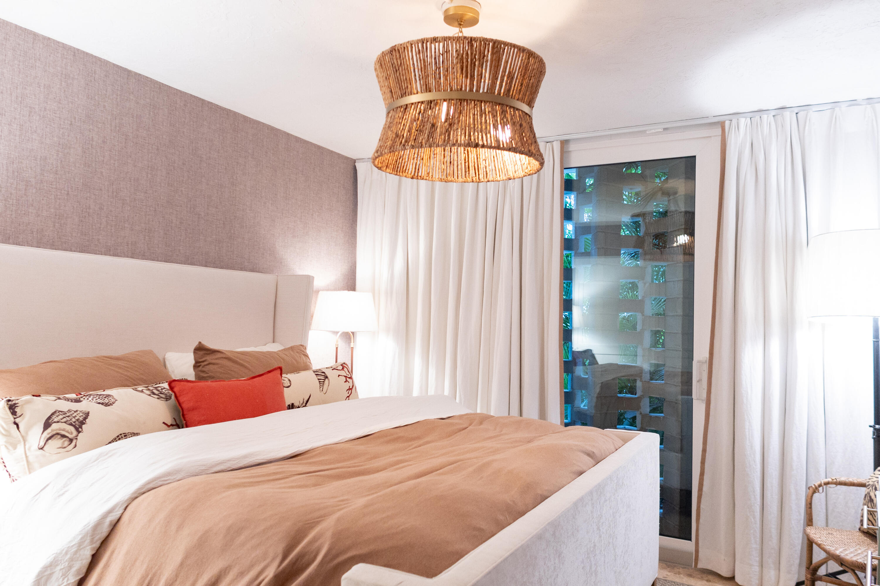 MAYFAIR HOUSE CONDO - Residential