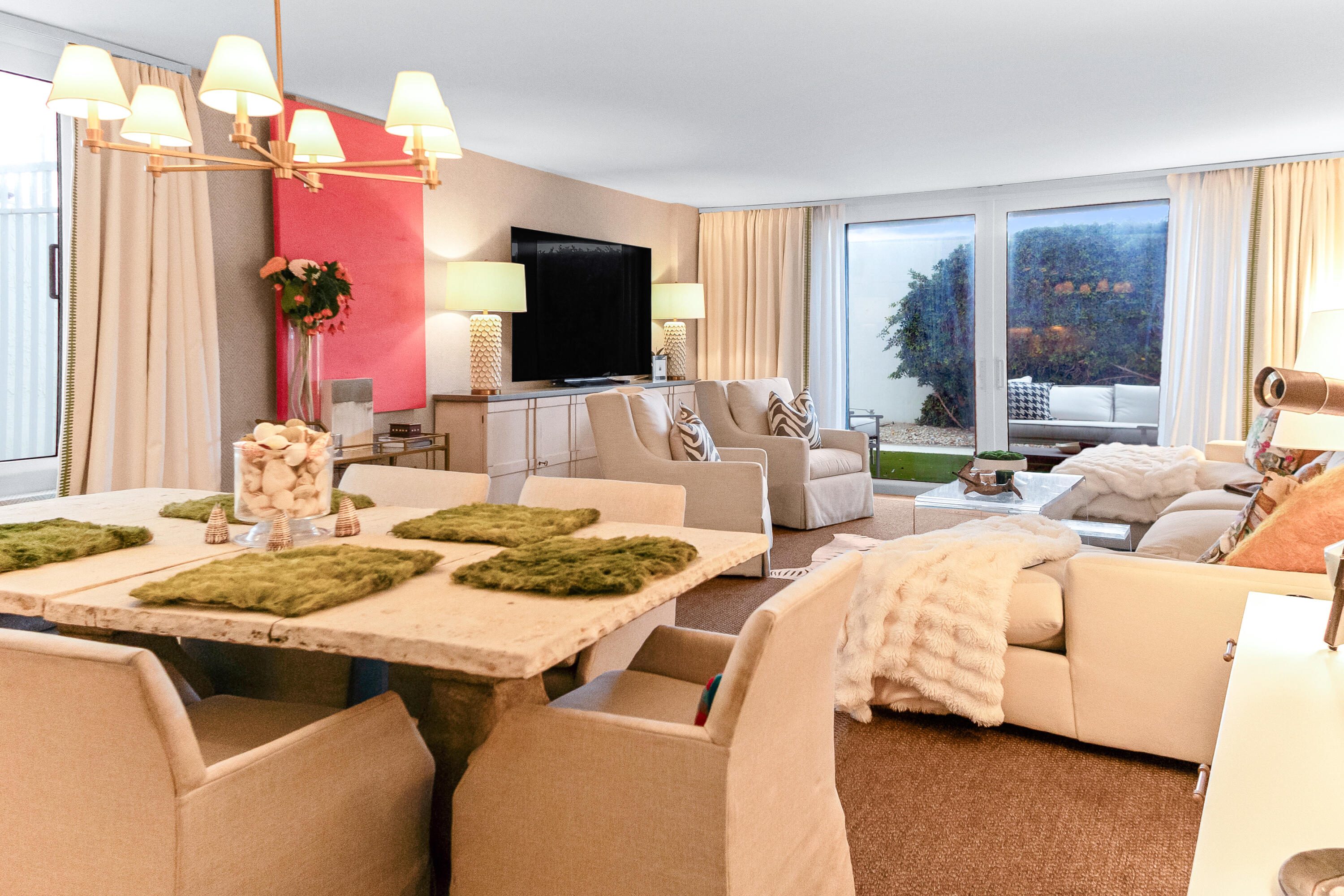 MAYFAIR HOUSE CONDO - Residential