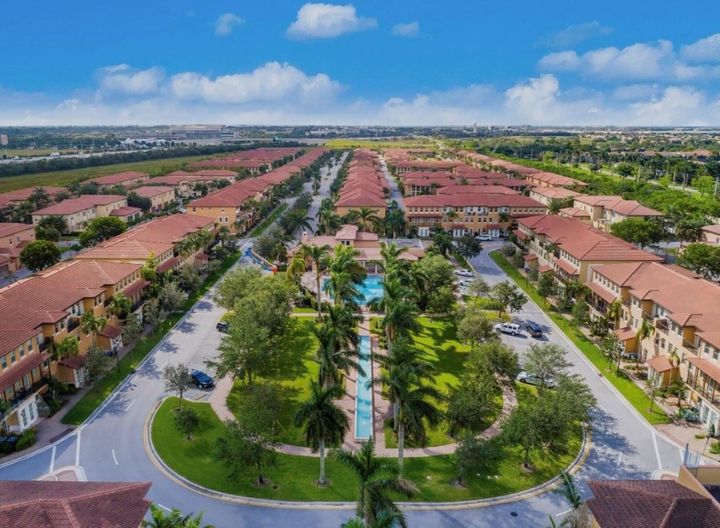 COBBLESTONE II CONDO - Residential