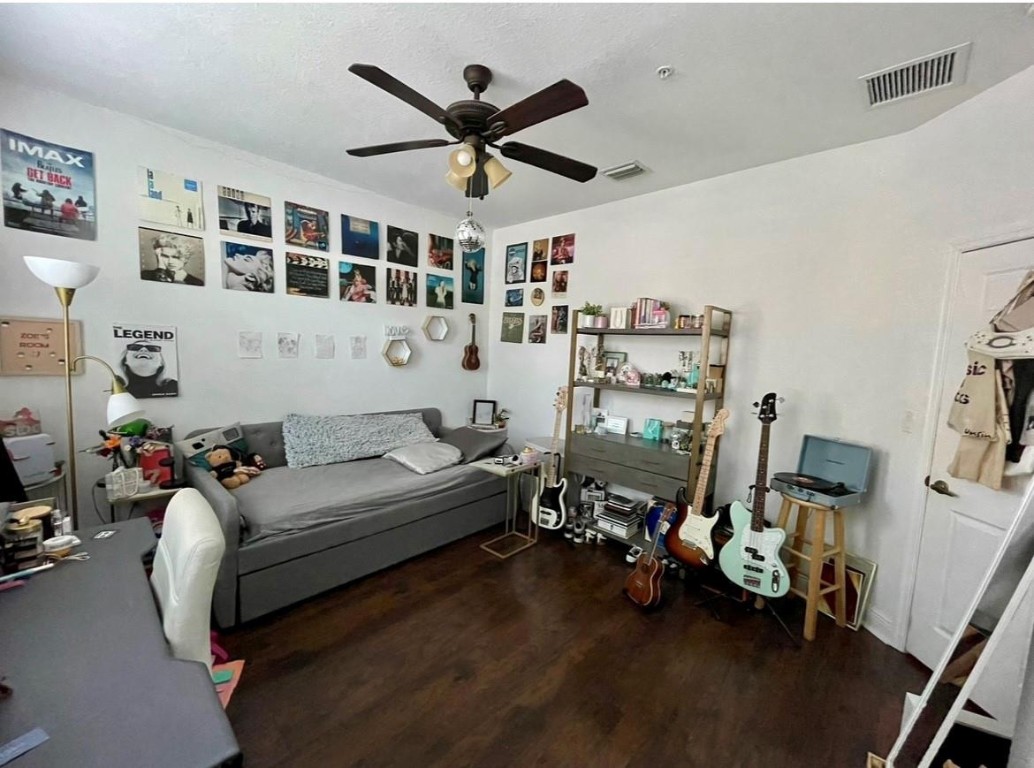 COBBLESTONE II CONDO - Residential