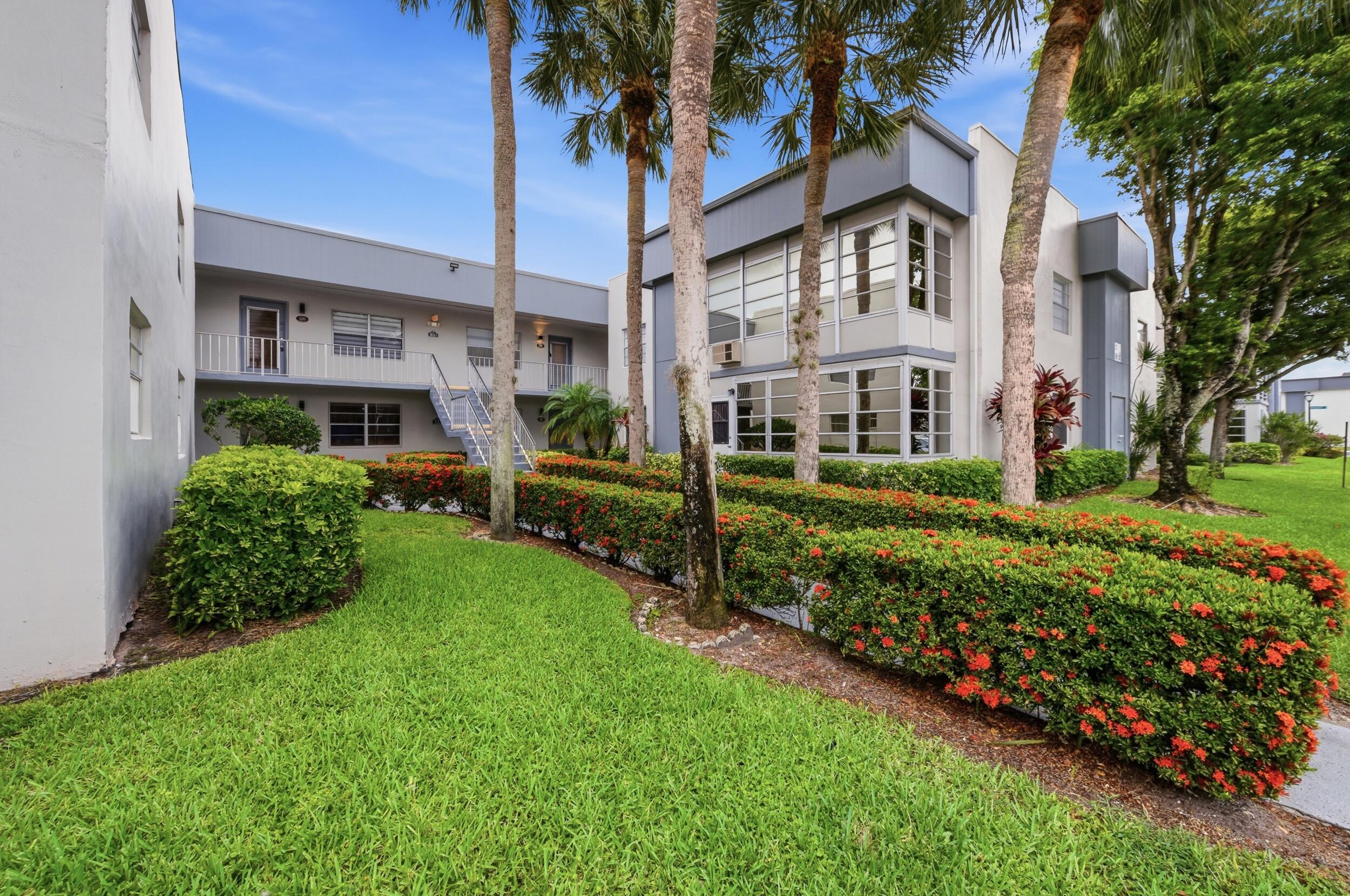 KINGS POINT - Residential