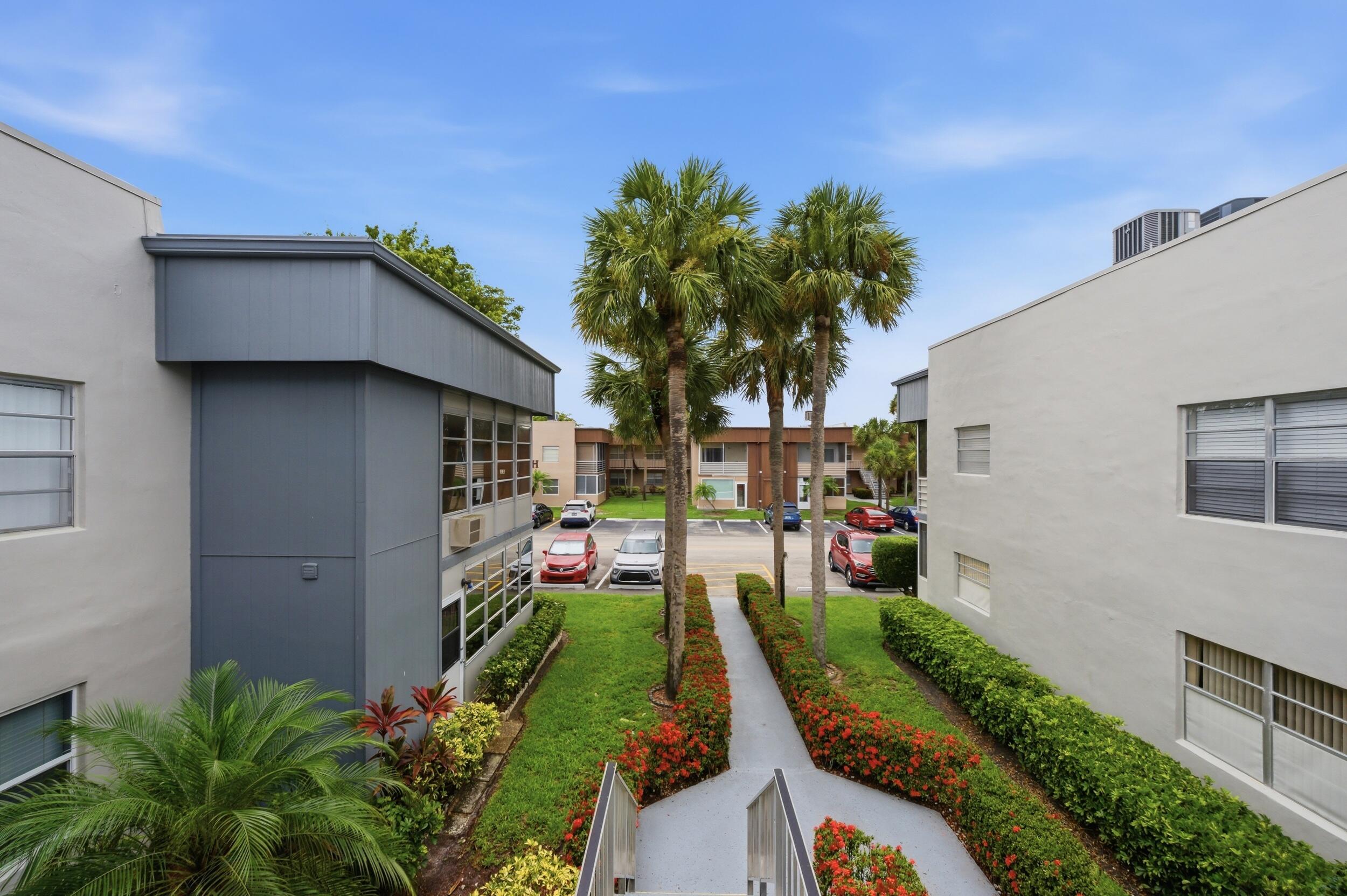 KINGS POINT - Residential