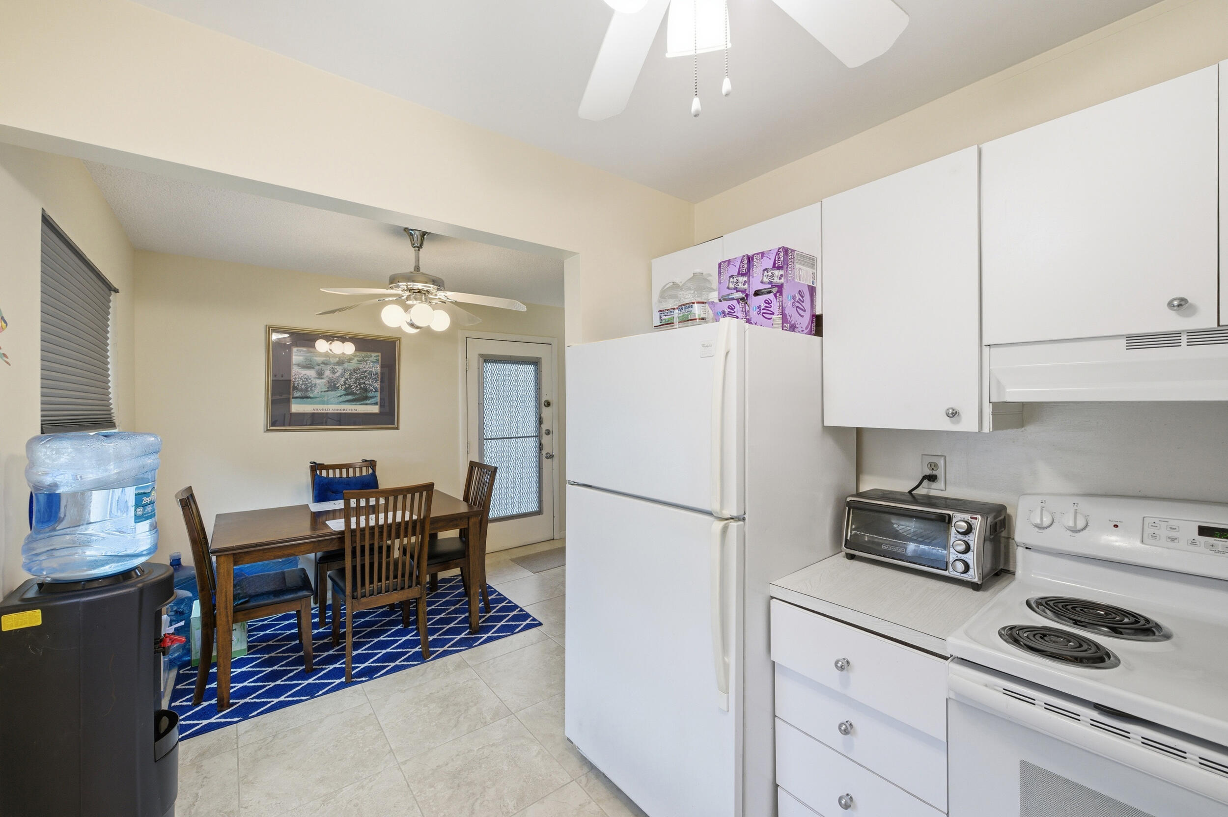 KINGS POINT - Residential
