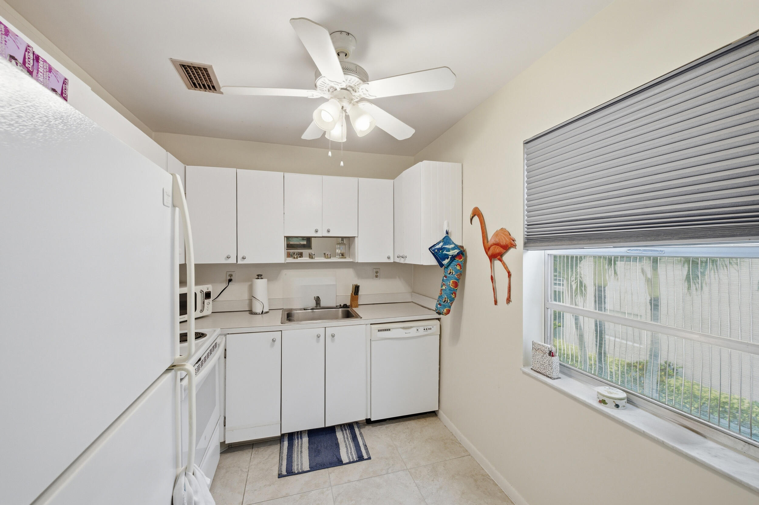 KINGS POINT - Residential